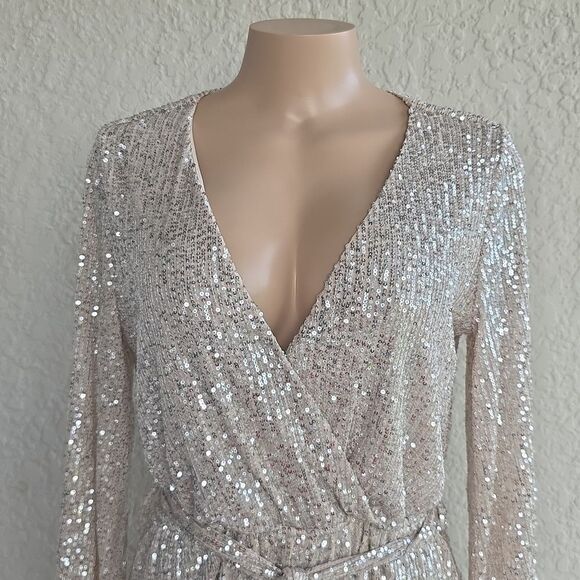 BRAND NEW BLUEBELLE SILVER SEQUIN JUMPSUIT with WRAP V-NECK - Picture 9 of 15